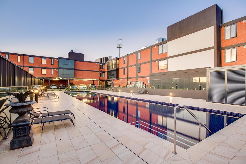 Luxury Four Bedroom Apartment Wagga Wagga Extérieur photo